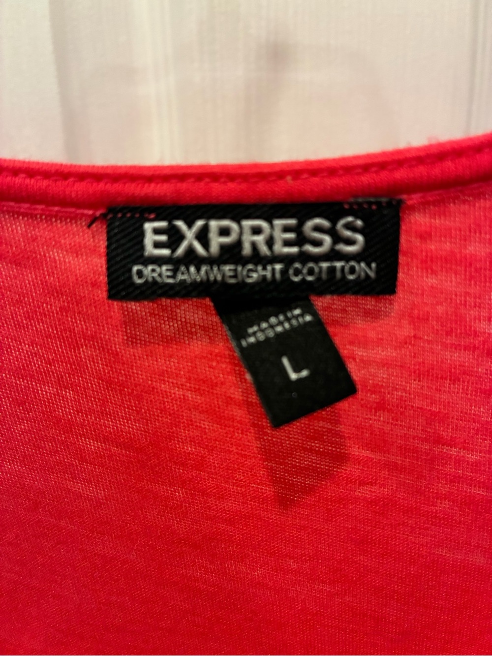 Express Red Ruffle V-Neck Tank - Picture 2 of 4